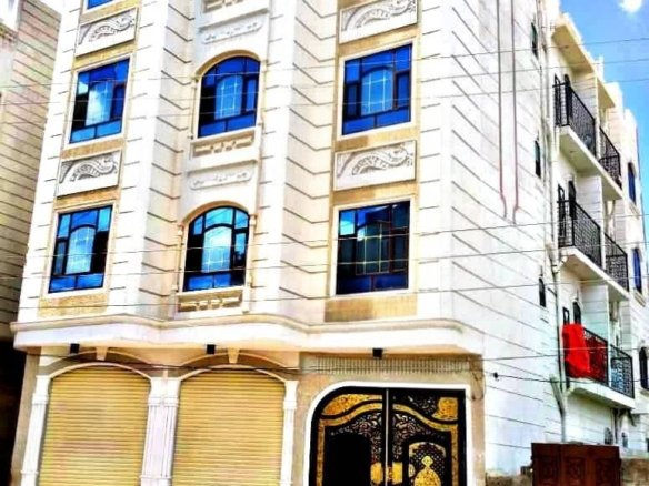 للبيع – عمارة فخامة بمعنى الكلمة