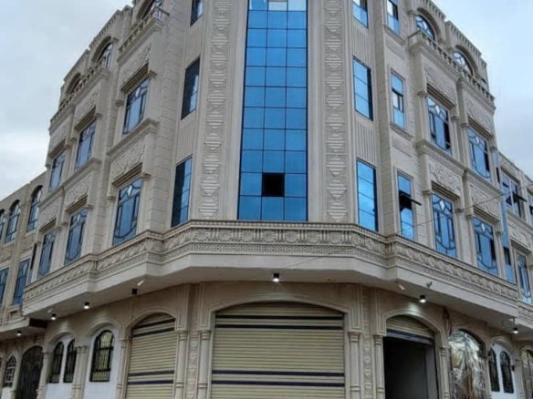 عمارة سكنية استثمارية للبيع – الخط الجديد بعد حي دارس (صنعاء)