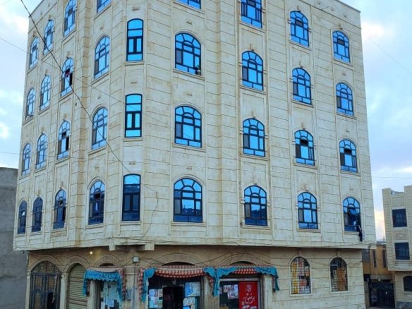 عمارة استثمارية بسعر جذاب في شملان