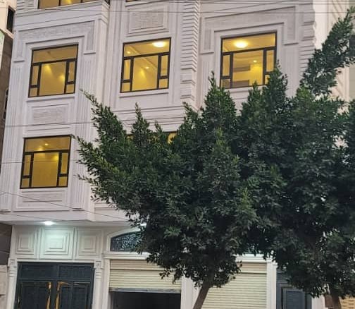 عماره ملكي تجاري للبيع في بيت بوس
