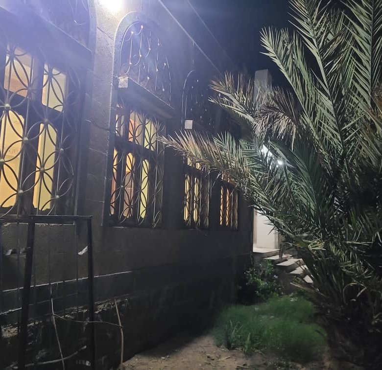 بيت كبير مع بدروم وحوش دوران