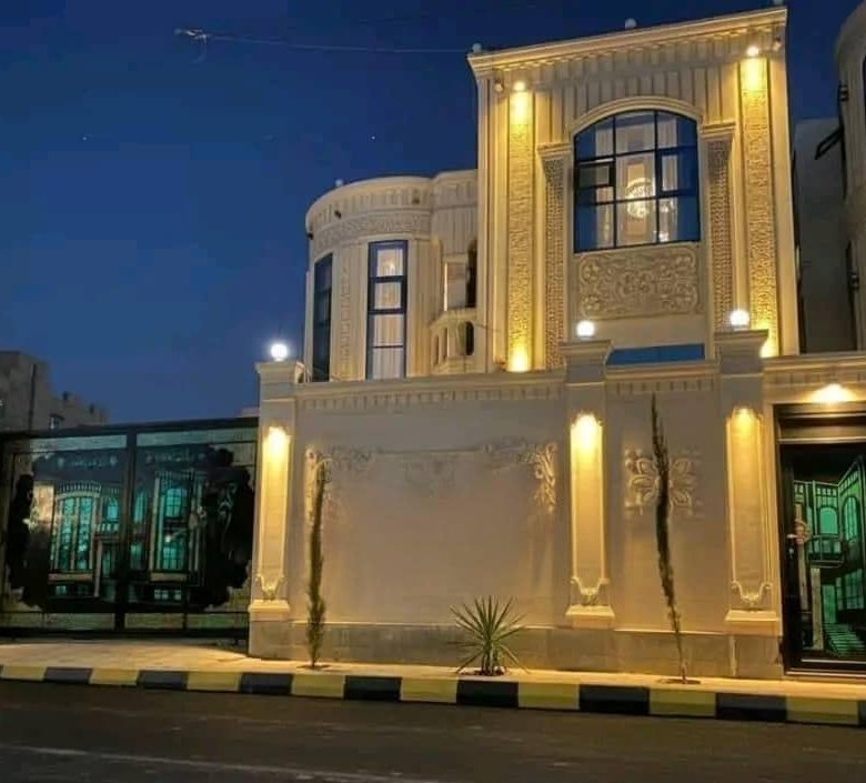 لعشاق الفلل الفخامه والواسعه وفي أرقى احياء دارس جوله مصعب