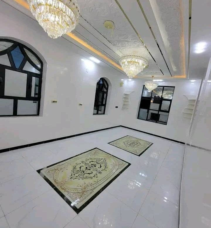 لعشاق الفلل الفخامه والواسعه وفي أرقى احياء دارس جوله مصعب