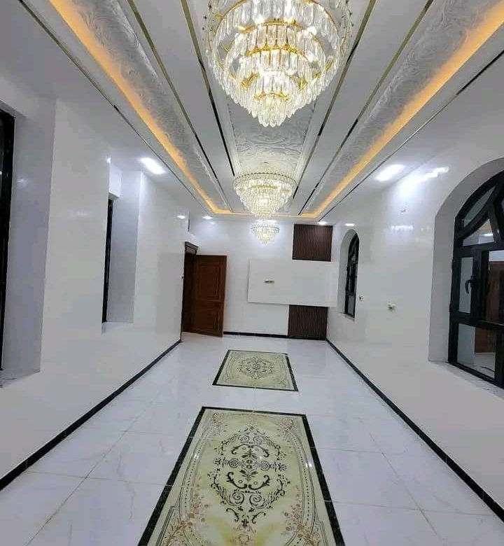 لعشاق الفلل الفخامه والواسعه وفي أرقى احياء دارس جوله مصعب