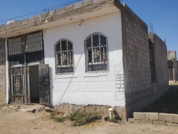 عررررطة العرطات – بيت للبيع بسعر مغري