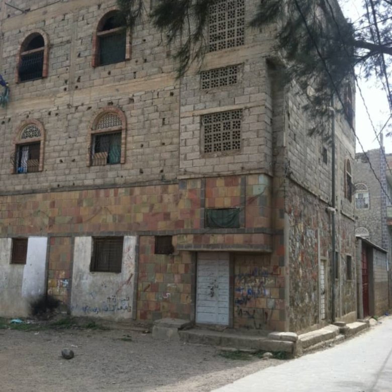 عمارة سكنية للبيع – فرصة استثمارية مميزة