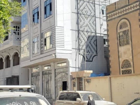عمارة استثمارية تجارية – موقع ذهبي