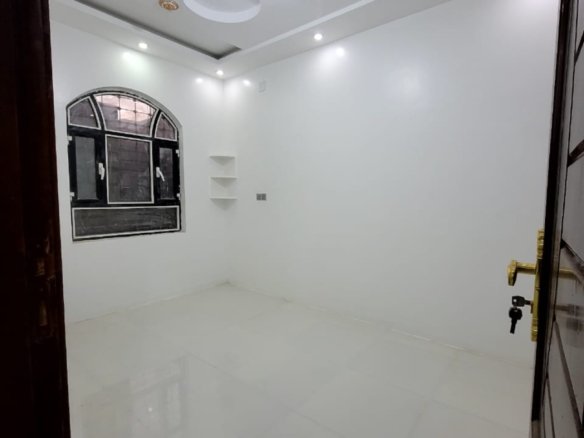 بيت للبيع – فرصة عرررررطه
