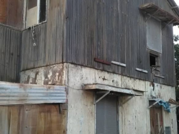 فيلا للبيع – خور مكسر (فرصة مميزة)