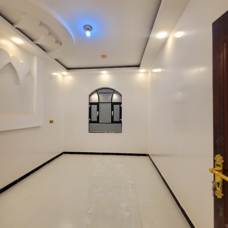 أقوى عررررررطة – بيت دورين ركني للبيع 