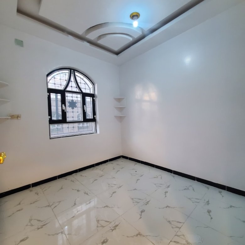 أقوى عررررررطة – بيت للبيع بسعر مغري جداً