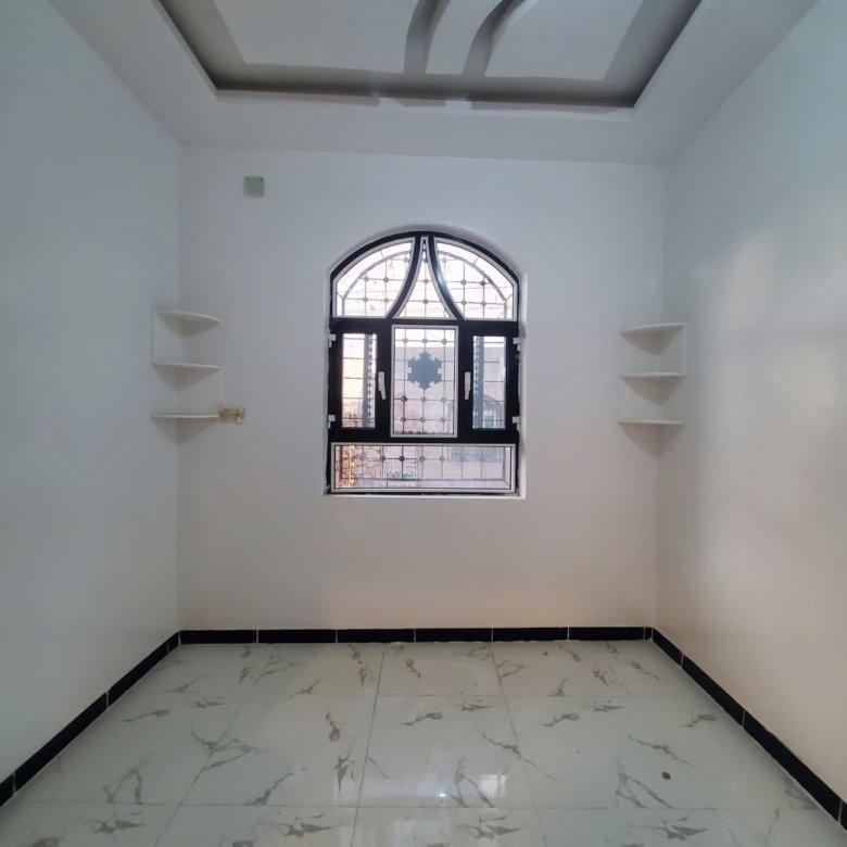 أقوى عررررررطة – بيت للبيع بسعر مغري جداً