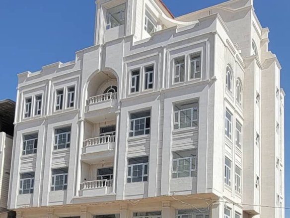 عمارة استثمارية تجارية – صنعاء (الأصبحي)