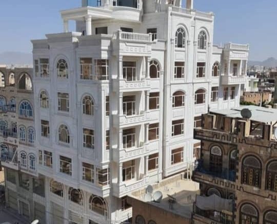 للبيع – عمارة ملكية تجارية فاخرة على أعلى مستوى