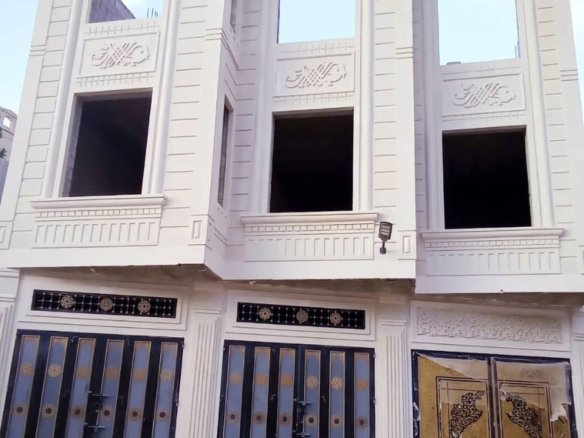 عمارة تجارية – بيت بوس (حي راقٍ وهادئ)