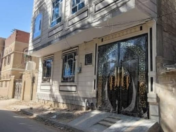 عمارة استثمارية للبيع – موقع استراتيجي 
