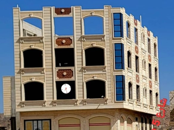 عمارة فاخرة للبيع – موقع استثنائي وإطلالة مميزة