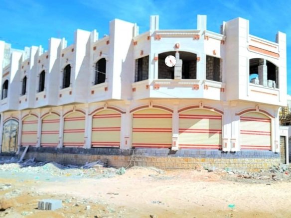 عمارة استثمارية للبيع – موقع نادر في قلب حزيز