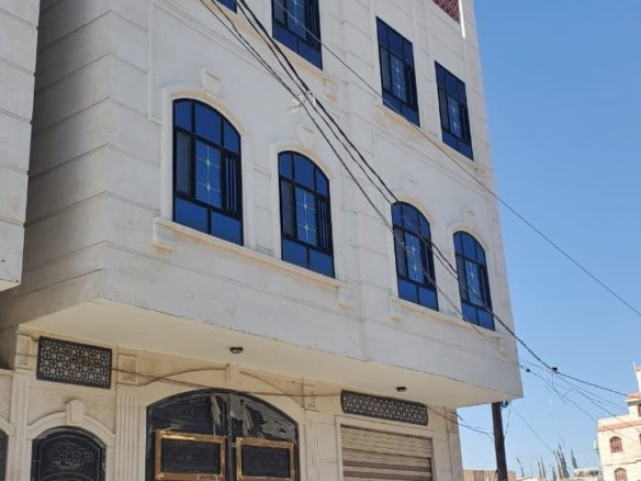 عمارة للبيع في الاصبحي ثلاثة دور وبدروم