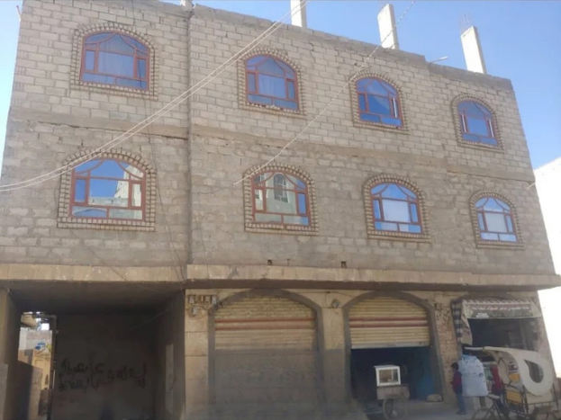 عمارة تجارية للبيع – عمل شخصي درجة أولى