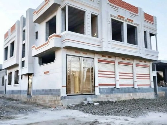 عمارة فخمة للبيع – حي المغتربين (حزيز)