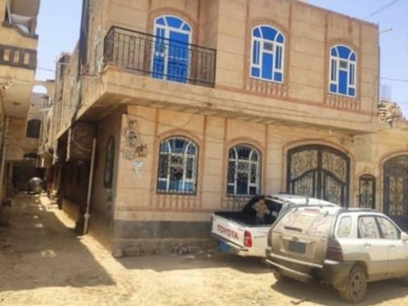 عمارة للبيع – موقع مميز في صنعاء