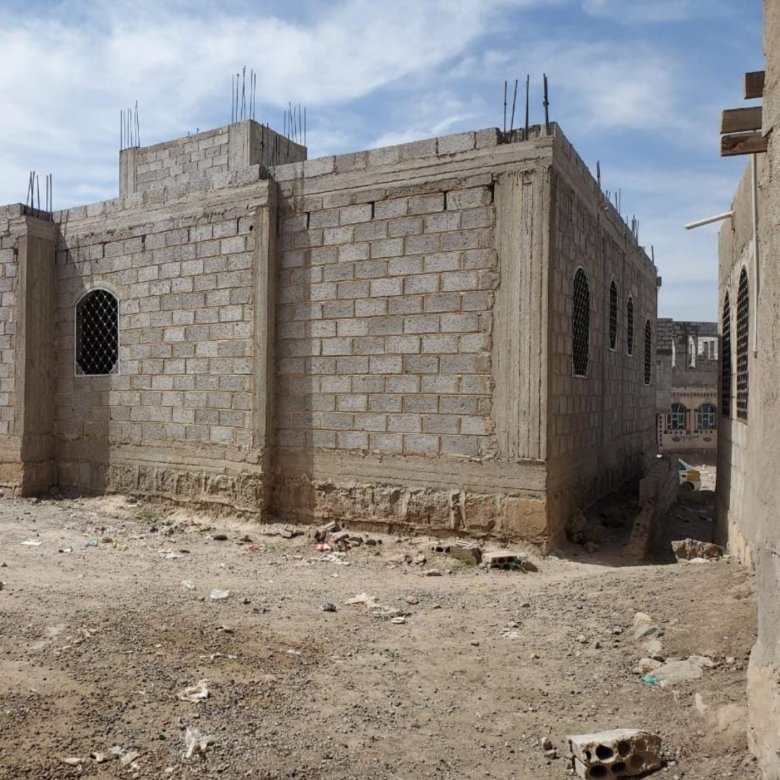 عررررطة قوية – بيت للبيع بسعر مغري