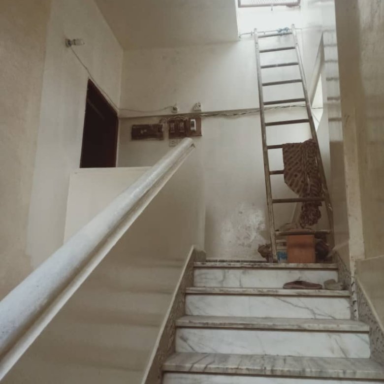 عمارة سكنية تجارية (شعبي)