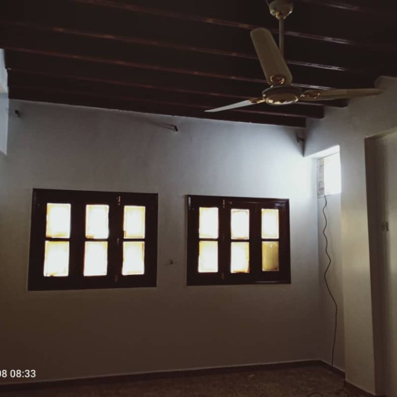 عمارة سكنية تجارية (شعبي)