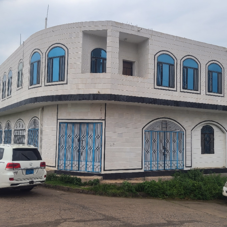 عماره دورين ركنية شارعين زفلت اليمن إب